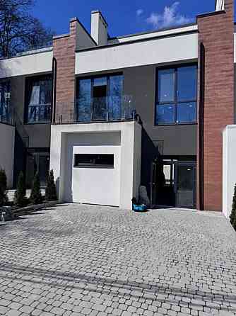 Продаж Будинок Івано-Франківськ