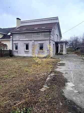 Продаж Будинок 6-кімнатний на Сиреневая ул., 38 