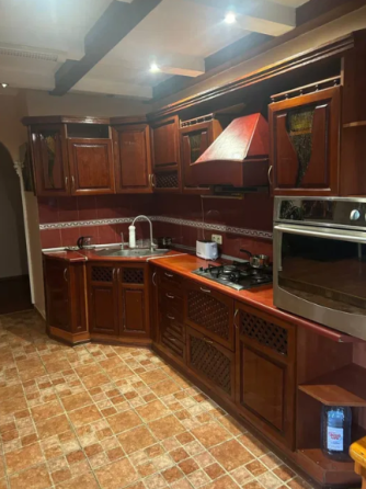 Продам просторную 3-х комнатную квартиру с ремонтом на п.Котовского (ул.Курская) Одеса