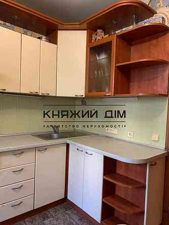 Оренда Квартира 2-кімнатна, 1/16 поверх на Бережанская ул. Kiev