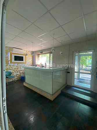 Оренда Будинок 10-кімнатний на Олекси Тихого вул., 89А Kiev