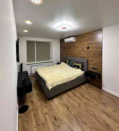 Продаж Квартира 2-кімнатна, 12/12 поверх на Владимирская ул., 1 Dnipro