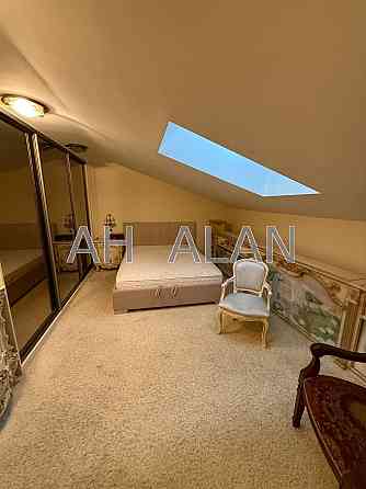 Продаж Будинок 3-кімнатний на Лютеранська вул., 21 Kiev