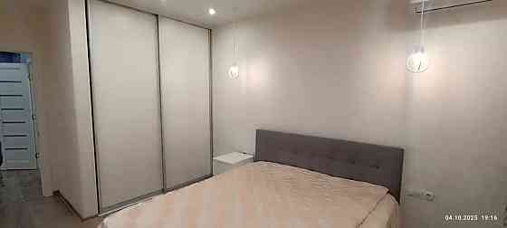 Оренда Квартира 1-кімнатна, 16/22 поверх на Зарічна, 3а Київ