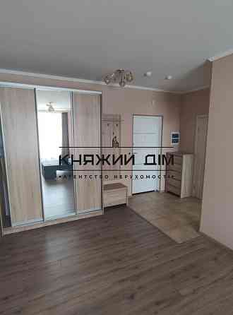 Оренда Квартира 1-кімнатна, 17/26 поверх на Соломенская ул. Київ