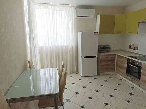 Оренда Квартира 2-кімнатна, 12/25 поверх на Драгоманова ул., 2 Київ