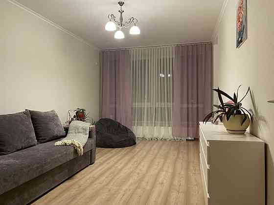 Продаж Квартира 1-кімнатна, 10/16 поверх на Князя Романа Мстиславича, 18 Київ