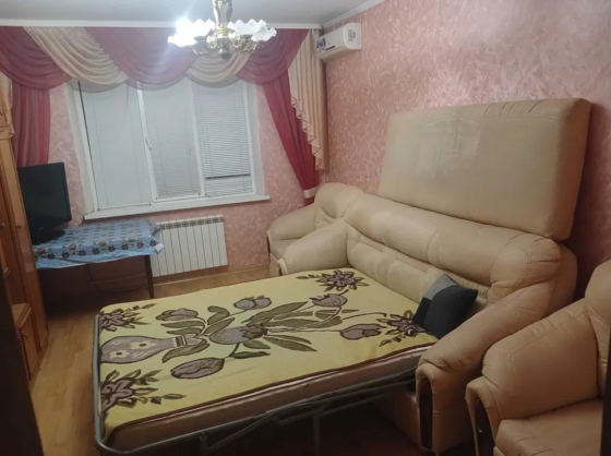 Оренда Квартира 3-кімнатна, 10/10 поверх на Драгоманова, 42 Київ