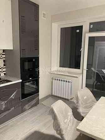 Оренда Квартира 2-кімнатна, 8/19 поверх на вул. Гвардійців Широнінців Kharkiv