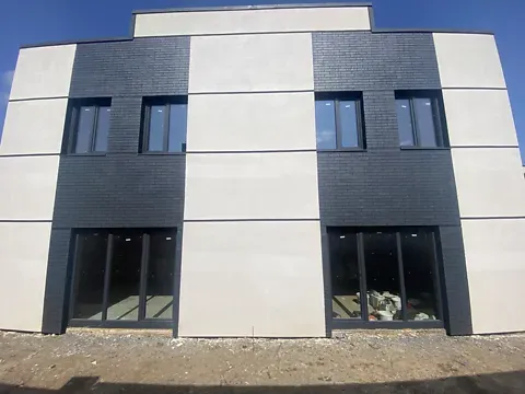 Продаж 2-поверховий   120 кв.м 4 кімн. на Кулика і Гудачека (Макарова) вулиця Рівне - фото 4