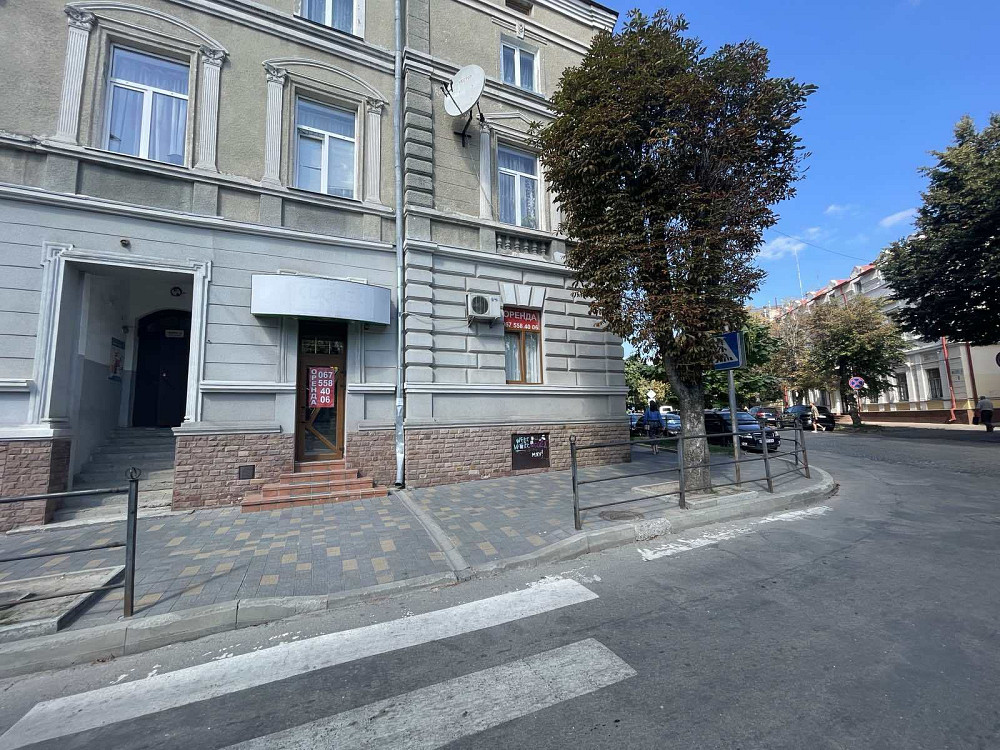 Оренда торгове приміщення на Шевченка Т. б-р поверх - 1/3 Тернополь - изображение 1