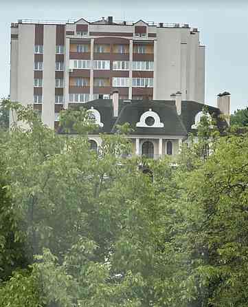 Продаж 2к квартири 70 кв. м на вул. Пирогова Ternopil'