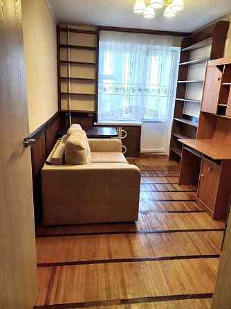 Оренда Квартира 3-кімнатна, 7/14 поверх на вул. Дениса Антипова, 10 Киев