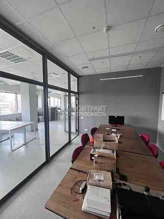 Оренда офісне приміщення на вул. Науки поверх - 4/13 Харків