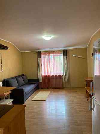 Оренда Квартира 1-кімнатна, 2/2 поверх на Першого Травня Kiev