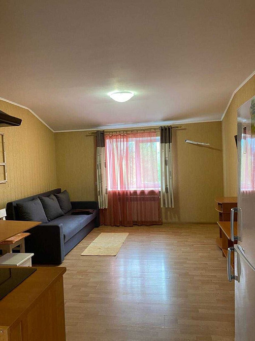 Оренда Квартира 1-кімнатна, 2/2 поверх на Першого Травня Киев - изображение 2