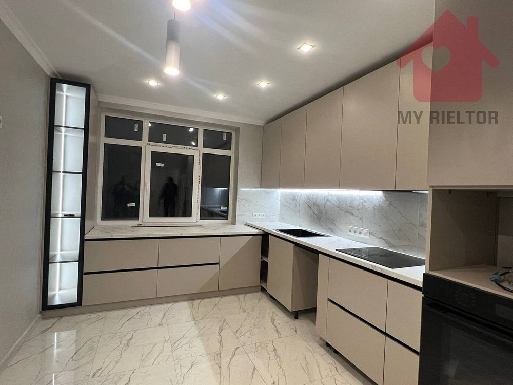 Продаж Квартира 2-кімнатна, 2/7 поверх на Фогорашія Ужгород - фото 2