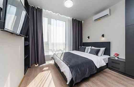 Оренда Квартира 1-кімнатна, 27/27 поверх на Вишняківська, 4 Київ