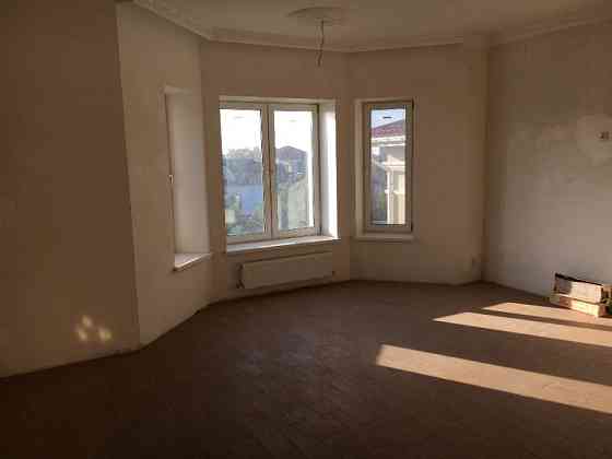 3-х этажный (5-ти уровневый) дом в Совиньоне-3 Limanka