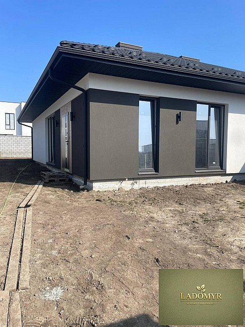 Продаж Будинок 3-кімнатний на вул. Серпанкова Ровно - изображение 1