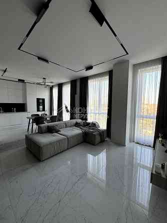 Оренда Квартира 4-кімнатна, 19/21 поверх на вул. Клочківська Харків