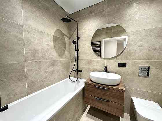 Продаж 1к Квартира 47.2 кв.м Трильовського К. вул. L'viv