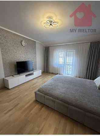 Продаж Квартира 4-кімнатна, 4/5 поверх на Тлехаса Ужгород