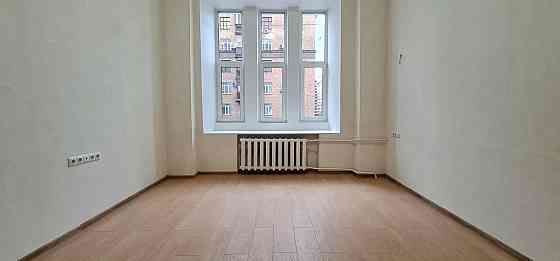 Продаж Квартира 2-кімнатна, 2/5 поверх на Саксаганського вул., д. 68/21 Київ