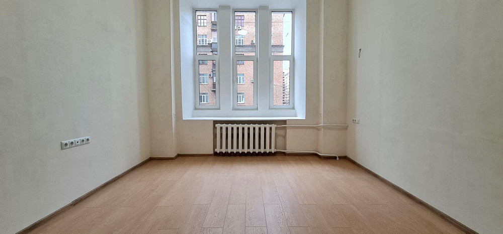 Продаж Квартира 2-кімнатна, 2/5 поверх на Саксаганського вул., д. 68/21 Київ - фото 1