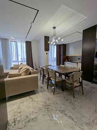 Продаж Квартира 3-кімнатна, 7/8 поверх на Героїв Миколаїва Івано-Франківськ