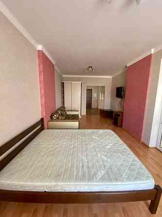 Оренда Квартира 1-кімнатна, 7/25 поверх на бул. Перова, 10а Київ