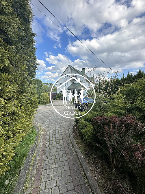 Розкішний будинок з озером: ваша власна оаза спокою  - фото 7