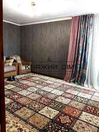 Оренда Квартира 2-кімнатна, 9/17 поверх на Соломенская ул. Kiev