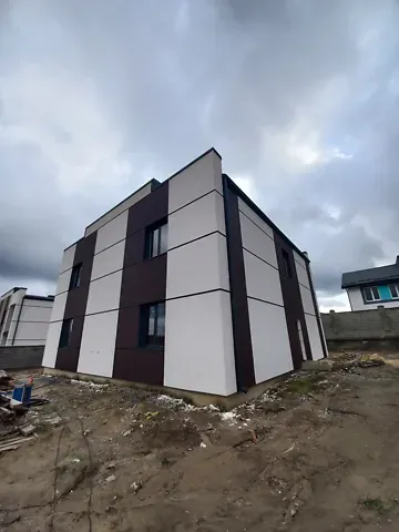 Продаж 2-поверховий   120 кв.м 4 кімн. на Кулика і Гудачека (Макарова) вулиця Рівне - фото 1