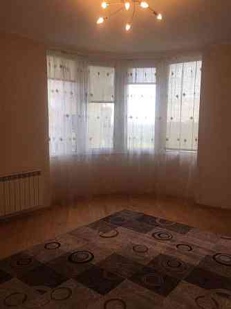 Оренда Квартира 2-кімнатна, 10/16 поверх на ул. Степана Руданского, 4-6 Київ