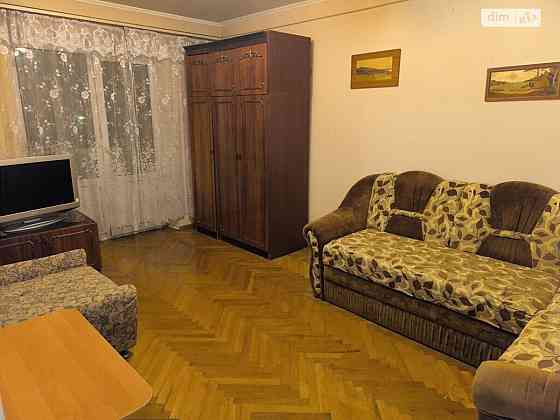 Оренда Квартира 3-кімнатна, 3/5 поверх на Литвиненко-Вольгемут, 2а Киев