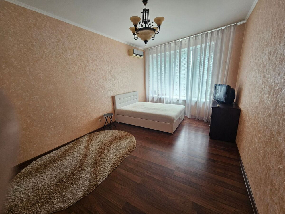 Оренда Квартира 1-кімнатна, 16/26 поверх на Дніпровська набережна, 26 Kiev - photo 1