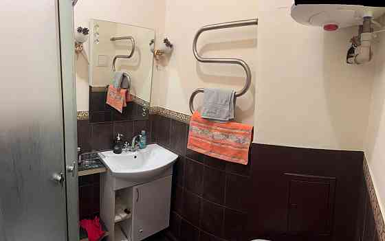 Оренда Квартира 1-кімнатна, 2/4 поверх на Костянтинівська, 4 Київ