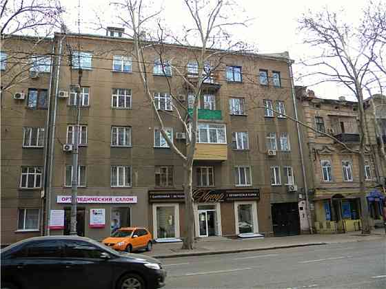 Продам 3-комнатную сталинку, центр, Ришельевская / Успенская, балкон во двор, АГВ Одеса