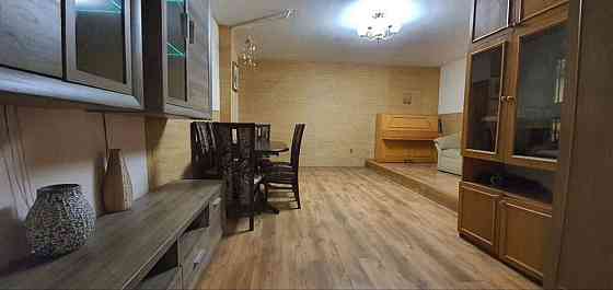 Оренда Квартира 3-кімнатна, 1/6 поверх Вінниця