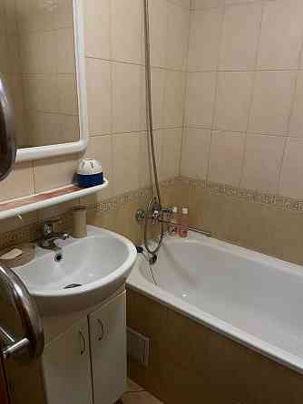 Оренда Квартира 2-кімнатна, 5/9 поверх на Драгоманова ул., 5 Kiev