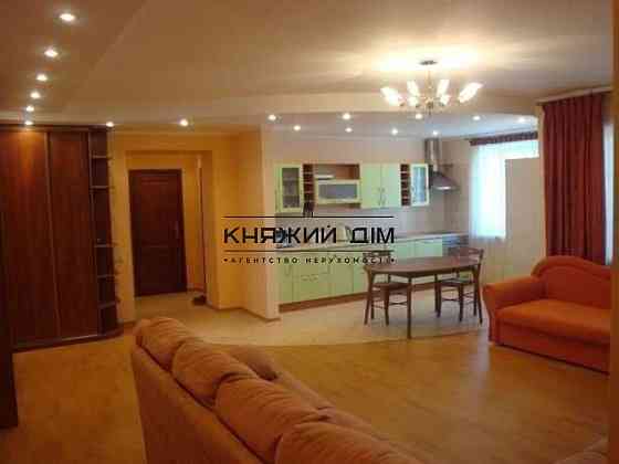 Отличная трехкомнатная студио , М. Харьковская , Код объекта 2198709 Киев