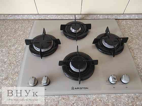 Продаж Квартира 4-кімнатна, 4/6 поверх на вул. Котляревського І. Ternopil'