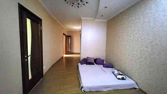 Продаж Квартира 3-кімнатна, 4/24 поверх на Урлівська вул., д. 11а Київ