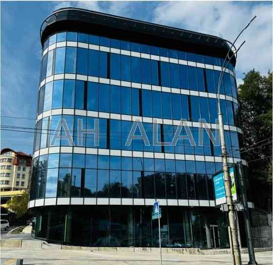 Оренда Будинок 1-кімнатний на Докучаєвська вул., 25 Kiev