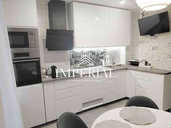 Продаж Квартира 2-кімнатна, 3/22 поверх на вул. Феодосійська Kiev