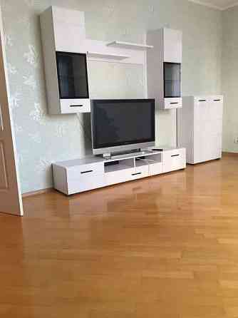 Оренда Квартира 2-кімнатна, 17/18 поверх на Урлівська, 8а Киев