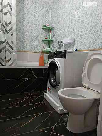 Оренда Квартира 1-кімнатна, 8/11 поверх на Камянська, 127 Киев