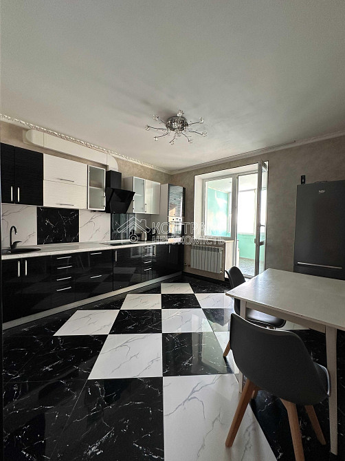 Продаж Квартира 3-кімнатна, 10/15 поверх на вул. Заліська Харків - фото 1