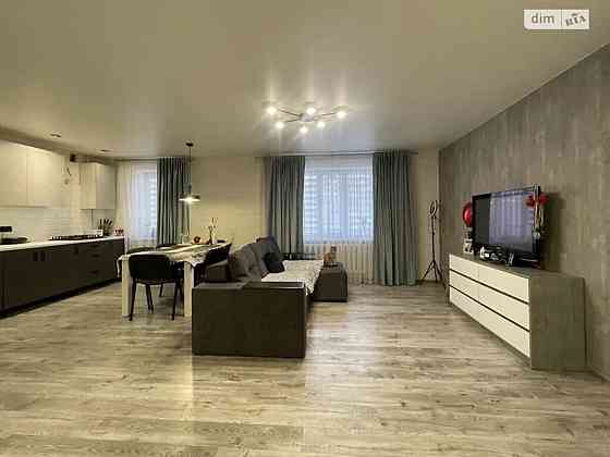 Продаж Квартира 4-кімнатна, 1/10 поверх на Дмитра Білоконя (Баженова) Вінниця